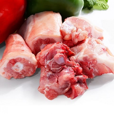 Xương Đuôi - Thịt Heo KonTum