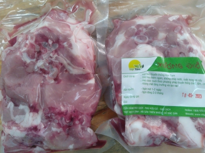 Xương Đuôi - Thịt Heo KonTum